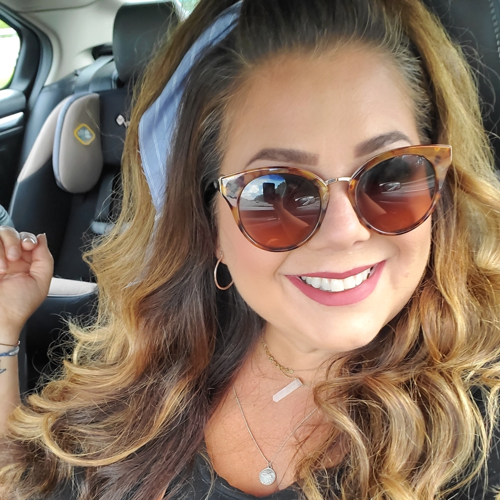 Meet your Posher, Tara